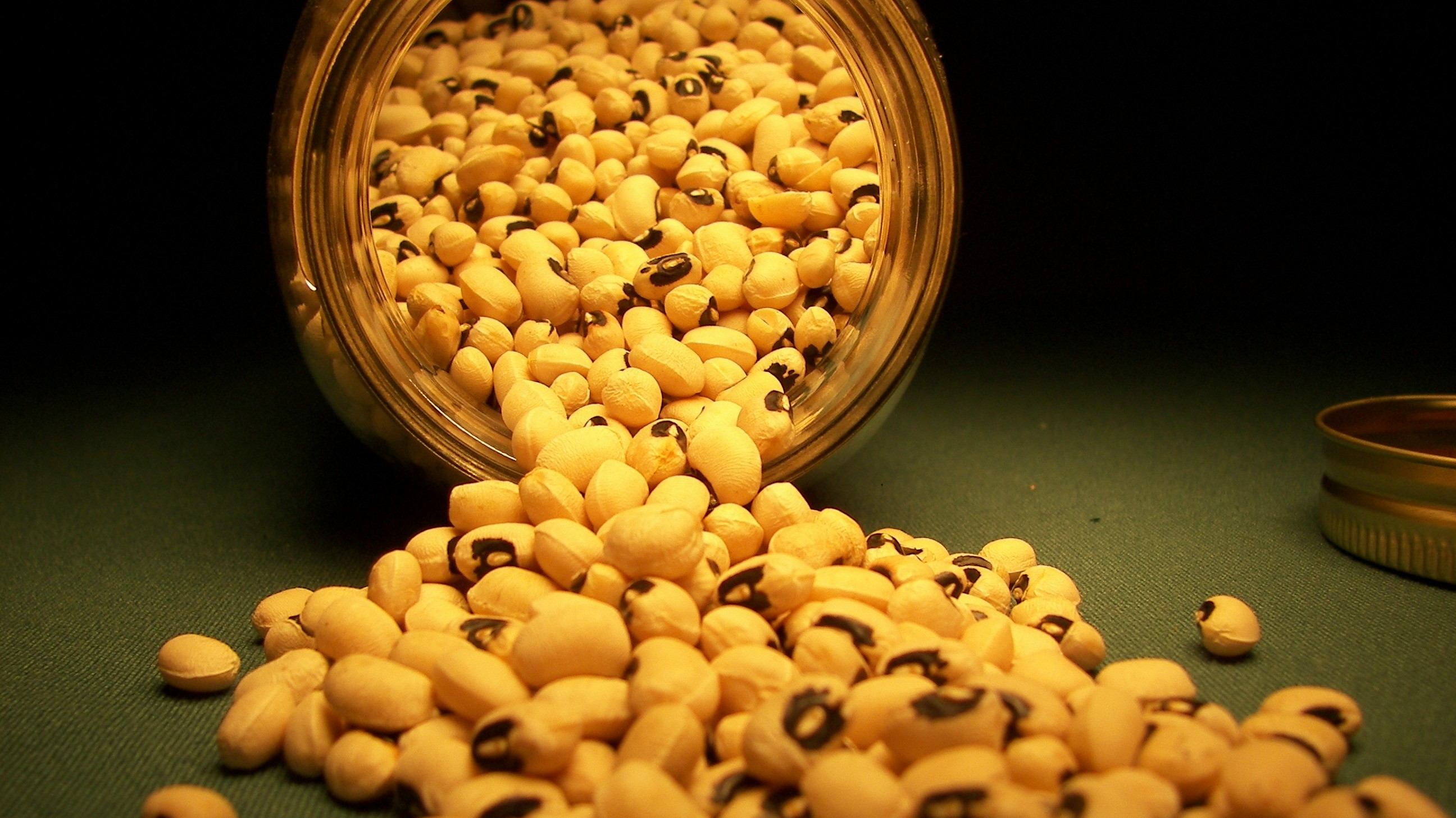 Madhu knits and cooks: indian-style black eyed peas black eyed peas 16×9 – Take This